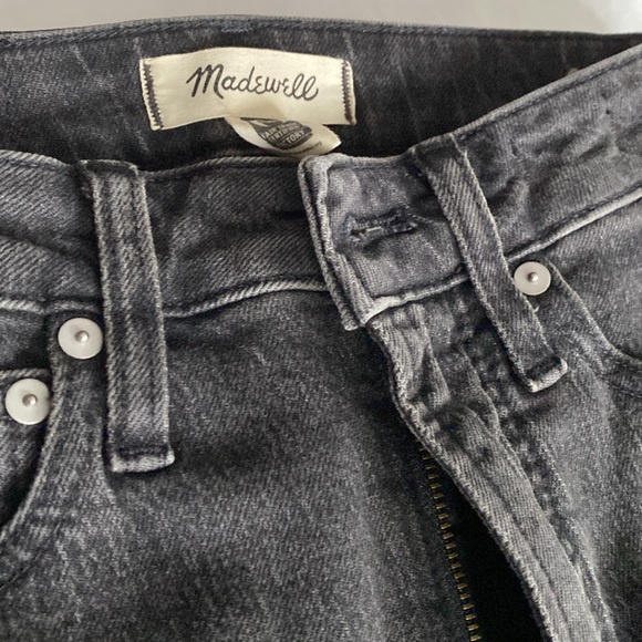 Madewell curvy perfect vintage jean in Lunar wash - Picture 2 of 7